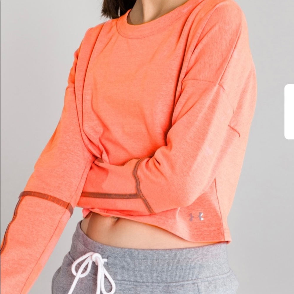 Under Armor Long-Sleeve Coral Loose Crop Top, S.